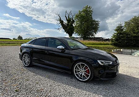 Audi S3 2.0 TFSI S tronic quattro -