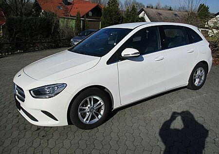 Mercedes-Benz B 180 d+Leder+AHK+PDC+Rückfahrkamera