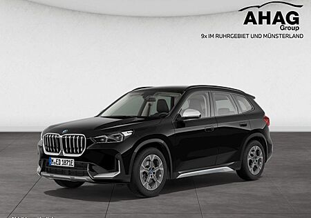 BMW iX1 xDrive30 xLine