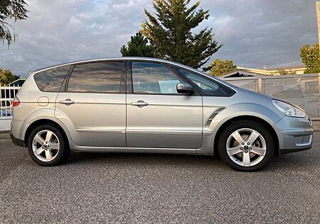Ford S-Max 2,0 Titanium