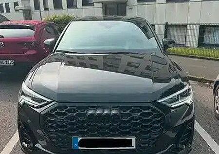 Audi Q3 40 TDI (S-line, Kontrast- Lackierung) kamera