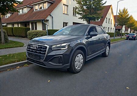 Audi Q2 150 PS quattro voll gepflegt