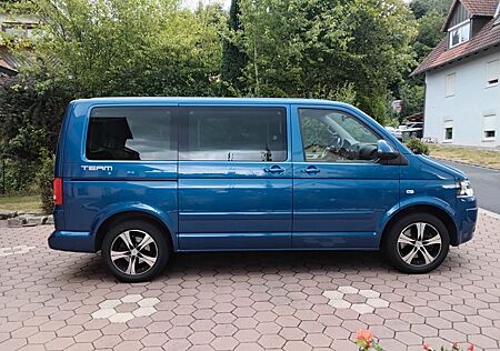 VW T5 Multivan Volkswagen Team