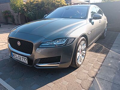 Jaguar XF 30d 300PS Portfolio Automatik Portfolio