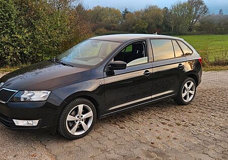 Skoda Rapid 1.6 TDI Spaceback - AHK; PDC; SHZ; Carplay