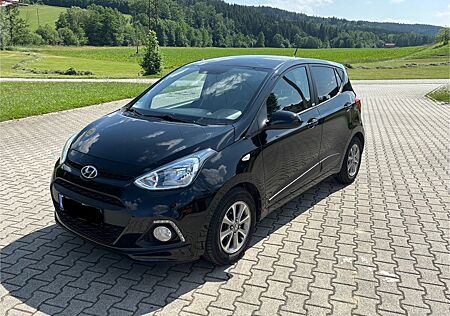 Hyundai i10 1.2 PASSION; Scheckheft; Sitzh. Tempomat