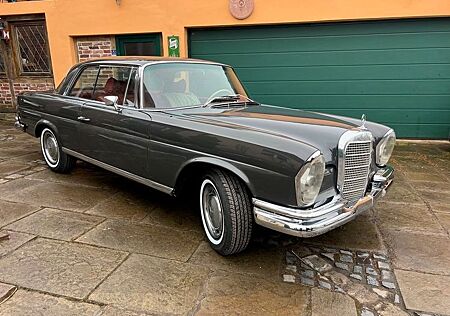 Mercedes-Benz 280 SE W111 Hochkühler Coupe, Gegen Gebot !