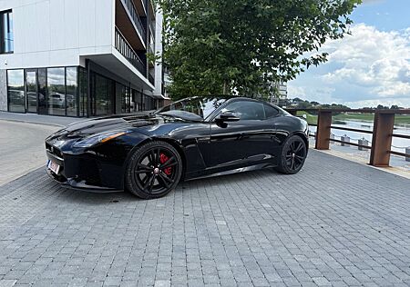 Jaguar F-Type 5.0 L V8 SVR Kompressor AWD Automatik SVR
