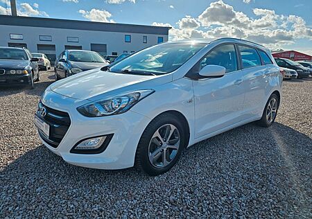 Hyundai i30 cw blue Top Zustand! TüV neu!