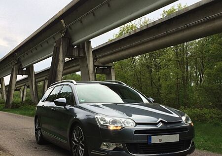 Citroën C5 Tourer V6 HDi 240 Biturbo Exclusive Aut. ...
