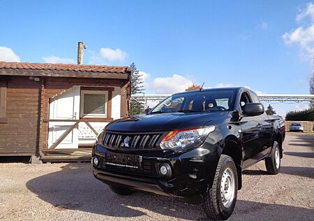 Mitsubishi L200 Basis Club Cab 4WD 1.Hand