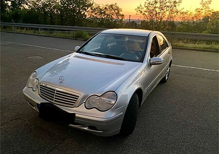 Mercedes-Benz C 180 ELEGANCE Elegance