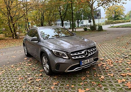 Mercedes-Benz GLA 250 4MATIC