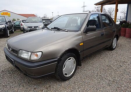 Nissan Sunny 1.6 SLX