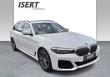 BMW 520d xDrive M Sport A. +PANODACH+AHK+HUD+H&K