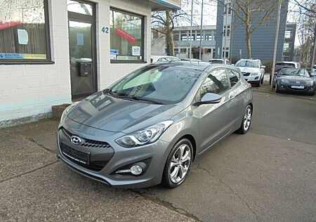 Hyundai i30 Coupe Design"NAVI-KLIMATR.-PDC"