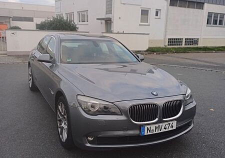 BMW 730d F01 SDach SitzBe Leder Xenon StandHZ