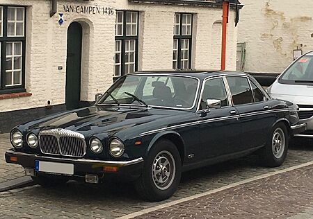 Jaguar XJ12 5,3L V12 DAIMLER DOUBLE SIX Bj. 1992