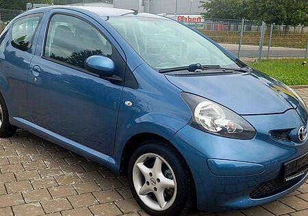 Toyota Aygo (X) Aygo AYGO Team/Tüv-Sep26/Auto/Klima