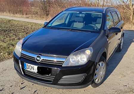 Opel Astra Caravan TÜV bis April 2027