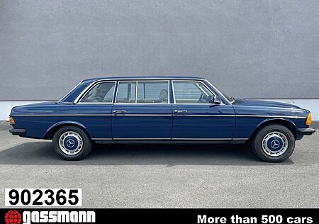 Mercedes-Benz 250 Lang Pullmann, Stretchlimousine W123