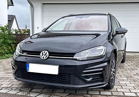 VW Golf Volkswagen 1.5 TSI DSG Highline R Line NAVI LED ACT