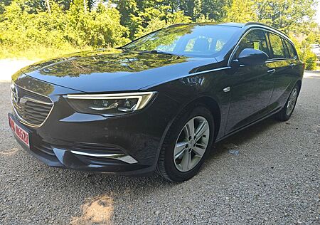 Opel Insignia 2.0 BiT-4x4- AUT/LEDER/HUD/KAM/NAVI/ALU