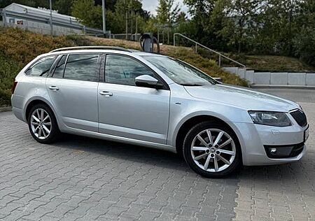 Skoda Octavia 2.0 TDI DSG Joy Combi Joy