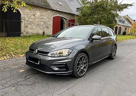 VW Golf Volkswagen 2.0 TDI Variant R-Line