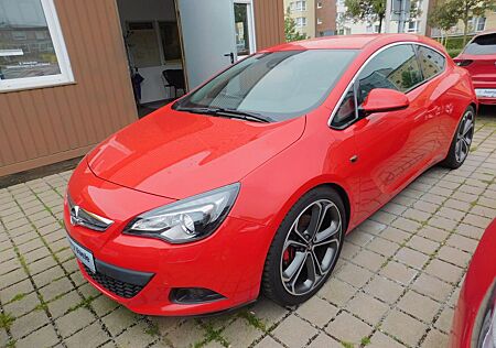 Opel Astra J GTC Innovation