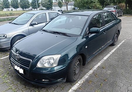 Toyota Avensis Sol 1.8-l-VVT-i Schregheck 129PS