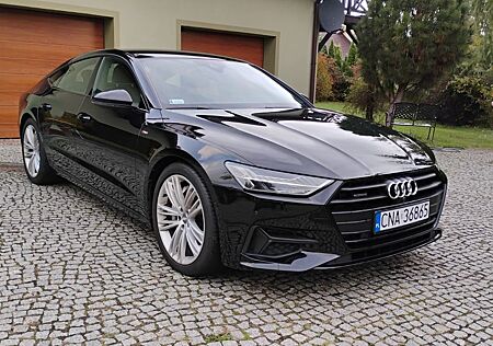 Audi A7 55 TFSI S tronic quattro -