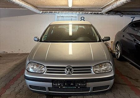 VW Golf Volkswagen 1.4 Basis Basis