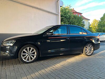 Volkswagen Jetta VI Highline + Sport-Paket+Navi+17"+Winter-