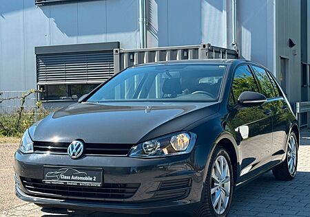 VW Golf Volkswagen VII Lim. Trendline BMT/SHZ/TEMPOMAT/KLIMA