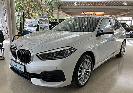 BMW 118i Advantage Autom, Navi,LED,Harman/Kardon,17"