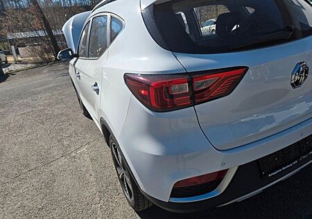 MG ZS 70kWh Luxury Luxury