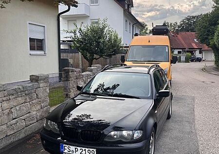 BMW 320i Touring Automatik