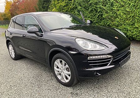 Porsche Cayenne Diesel 3.0 V6 Tdi ,Leder,AHK,Pan.Dach
