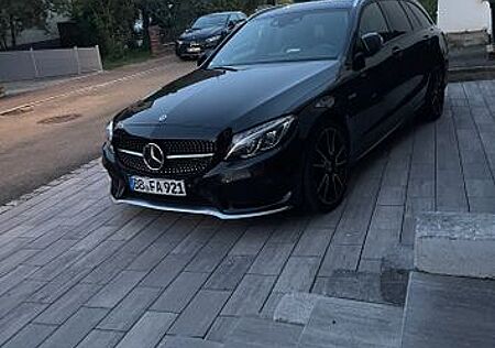 Mercedes-Benz C 43 AMG Mercedes-AMG C 43 4MATIC T Autom. M...