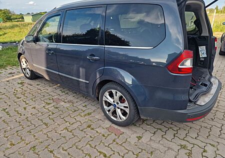 Ford Galaxy gebraucht kaufen Ford Galaxy 2,2 TDCi 147kW DPF Titanium Autom. Ti...