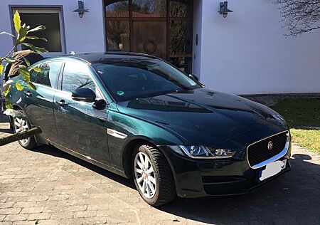 Jaguar XE 20d 180PS