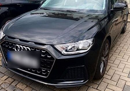 Audi A1 35 TFSI S tronic S line Sportback S line
