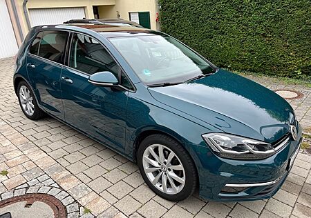 VW Golf Volkswagen 1.4 TSI HIGHLINE SOUND ACC, PANORAMA, AHK