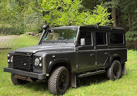 Land Rover Defender 110 TD4 SW SE