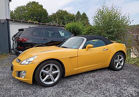 Opel GT . Wenig gelaufen