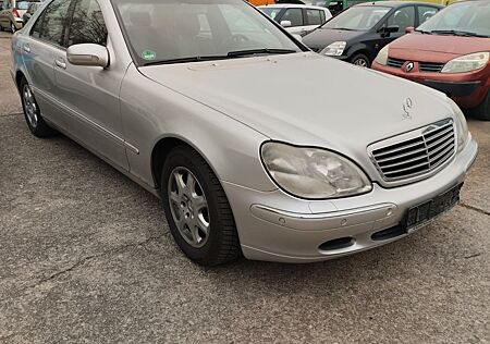 Mercedes-Benz S 320