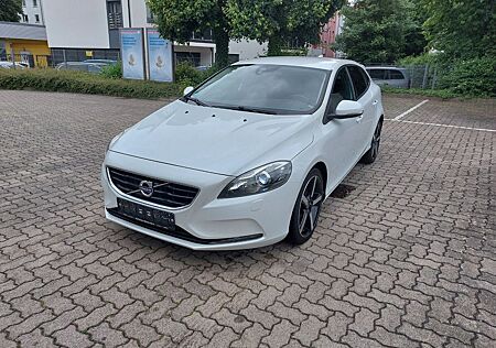 Volvo V40 You!