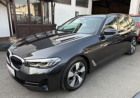 BMW 520 d xDrive Touring - LED NAVI KAMERA SHZ