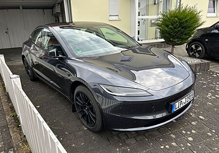 Tesla Model 3 Highland Hinterradantrieb RWD, AHK
